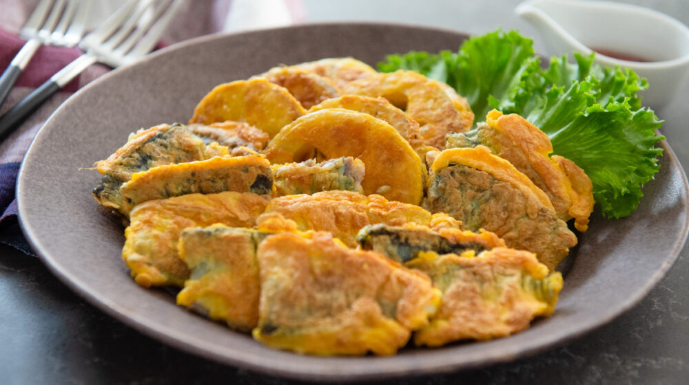 【さんま新食感‼️ふわふわさんまとシャキシャキ蓮根のピカタ】