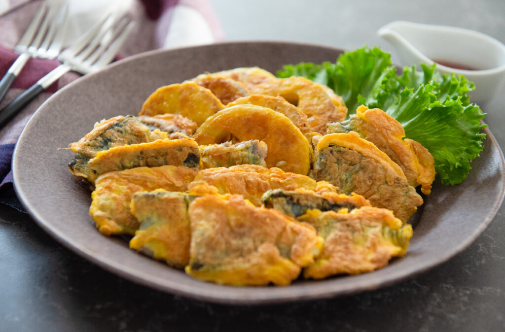 【さんま新食感‼️ふわふわさんまとシャキシャキ蓮根のピカタ】