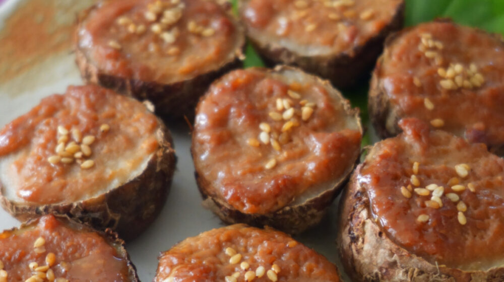 皮剥き卒業🎓皮ごと美味しい✨【里芋の味噌田楽】