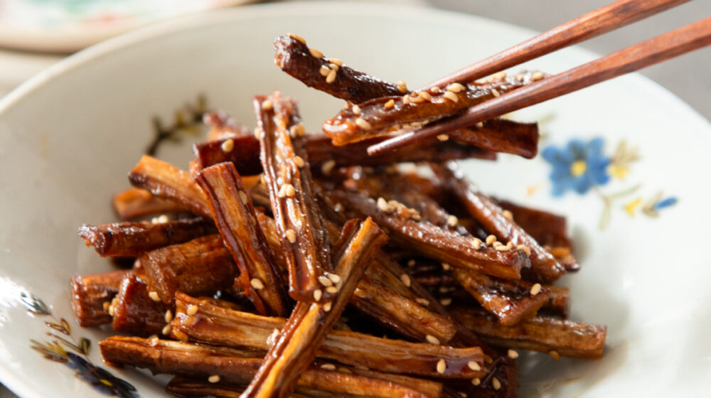 ごぼう丸々消費できる😳✨子供のおやつにもおすすめ【大学ごぼう】
