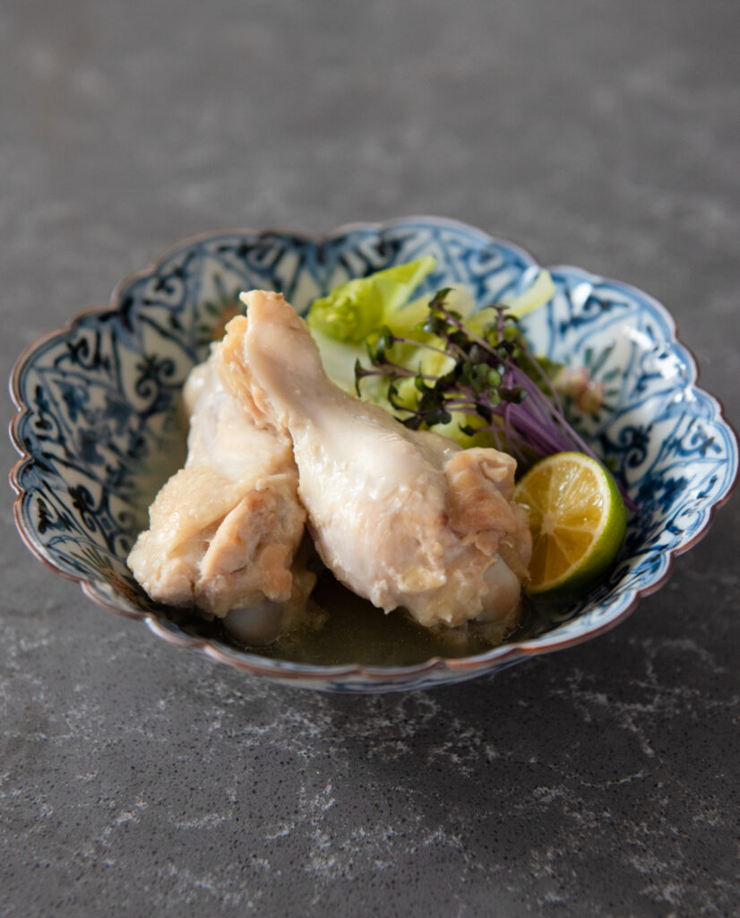 塩と酒だけ！【手羽元と塩揉みキャベツのさっぱり煮物】