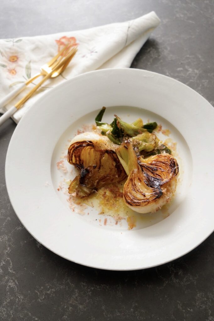 おかかと焦がし醤油香る🧅【葉玉ねぎのバターソテー 】
